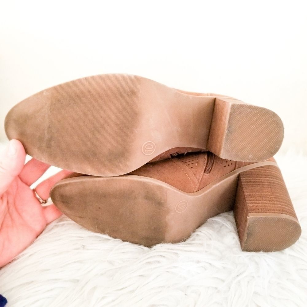 Universal Threads bootie style boots size 10 - Picture 7 of 8